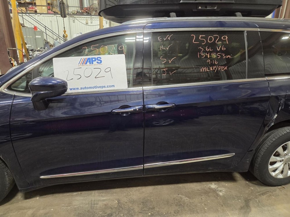 Fuse Box Engine Compartment Fits 17 PACIFICA 1541018