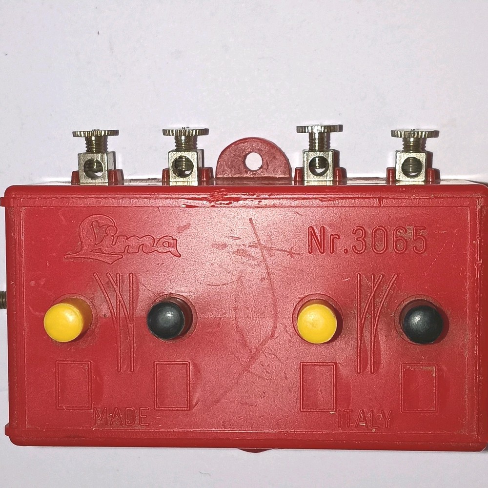 LIMA-3065-BUTTON BOX X 2 EXCHANGES-GREAT