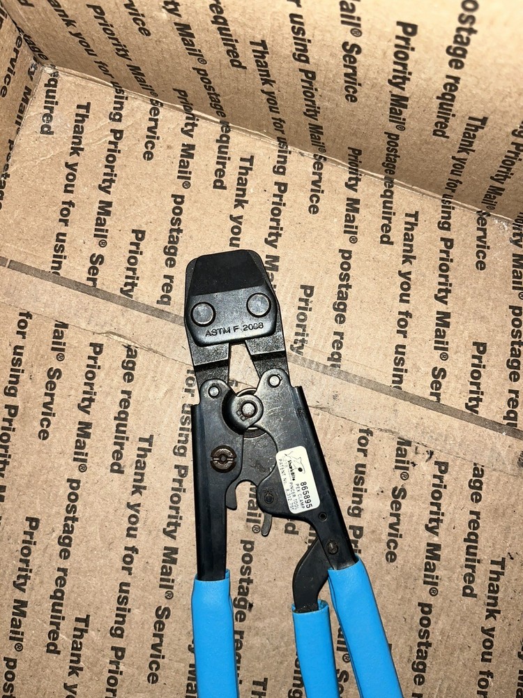 Sharkbite 3 Handle Pex Clamp Tool With Blue Handle #865895