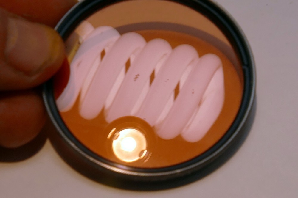 Vivitar 52mm Filter FL-B fluorescent to daylight balancing