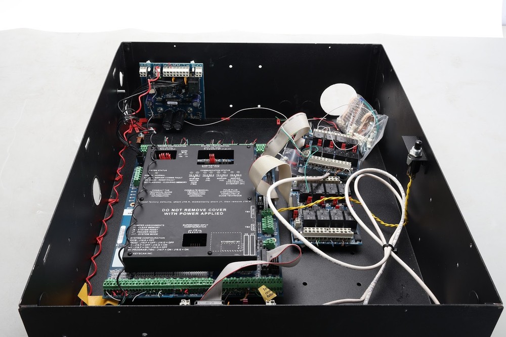 Keyscan CA8500B 8-Reader Access Control Panel W/ CA8500B, OCB8, CIM Board - Fair