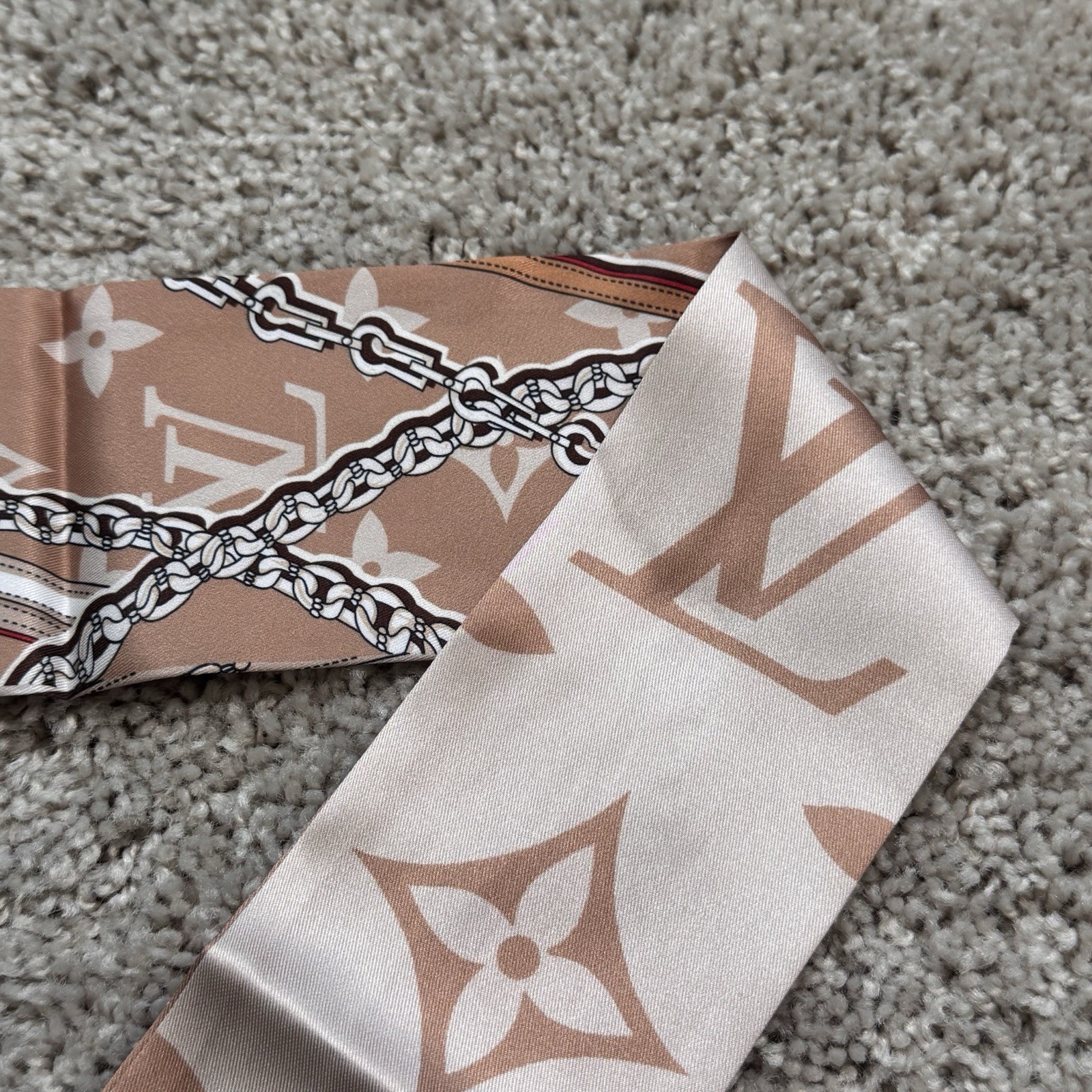 Louis Vuitton M79588 Ultimate Monogram BB Bandeau Beige 100% Silk Women’s Scarf