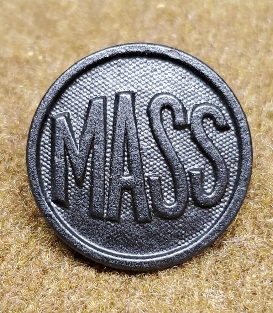 WWI  Massachusetts Collar Disk