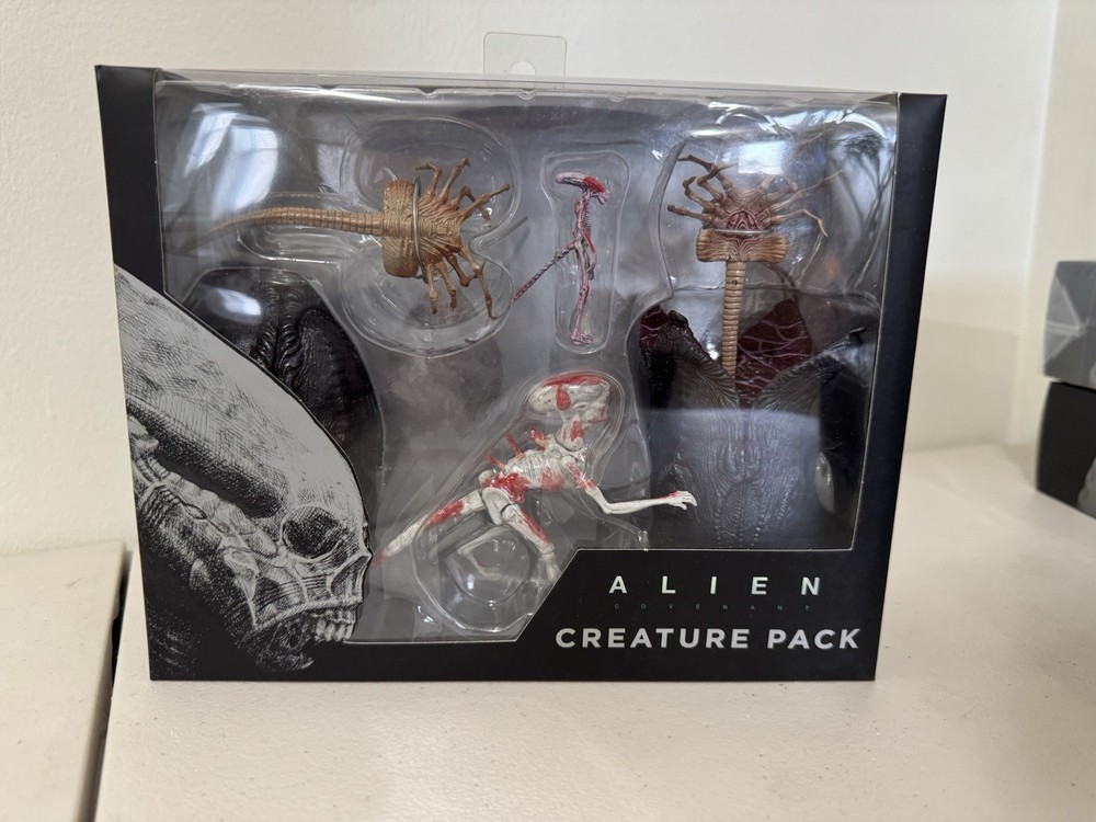 NECA Alien Covenant Creature Pack