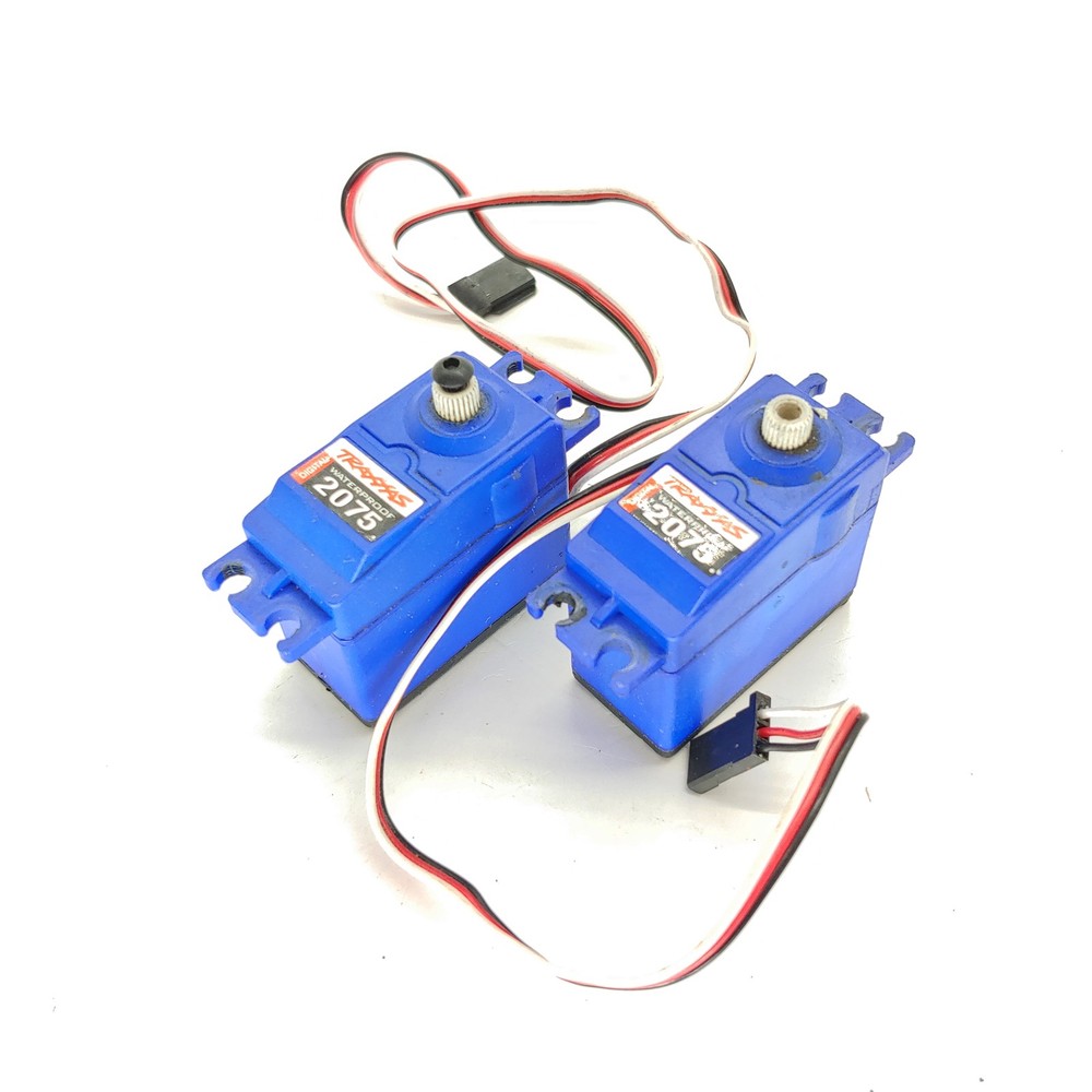 2x Traxxas 2075 Waterproof Servos Used