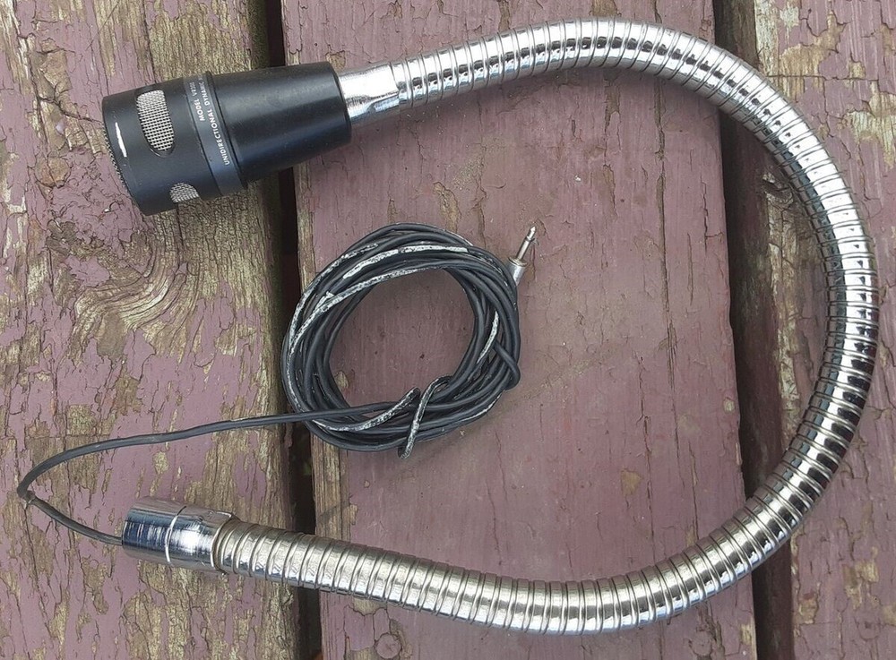 Shure VR300 Unidirectional Dynamic Mic Microphone