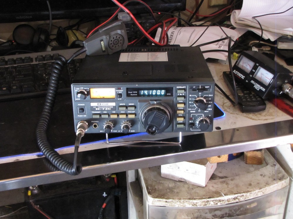 ICOM IC 730 HF TRANSCEIVER