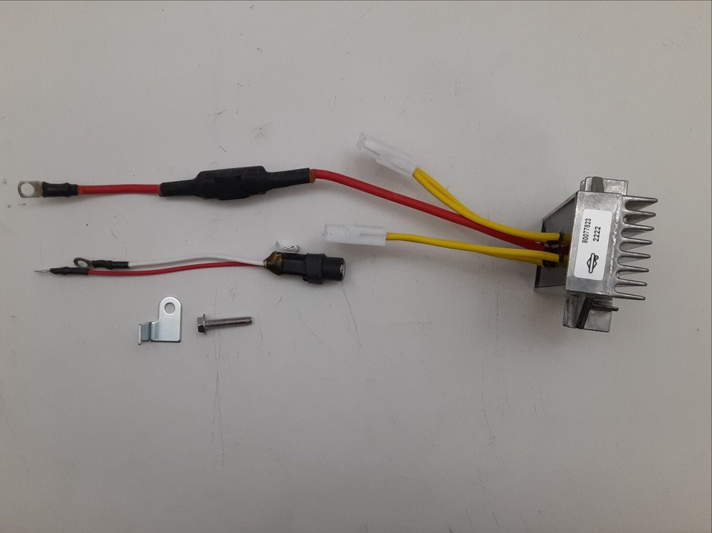 Genuine Briggs & Stratton 84002239 REGULATOR