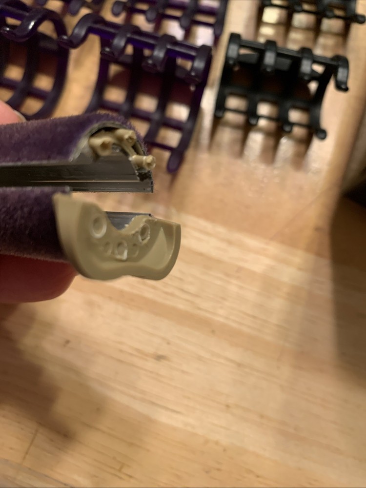 Remington Protect & Shine Flocked Hot Rollers 18 Clips 19 Rollers Button Broken