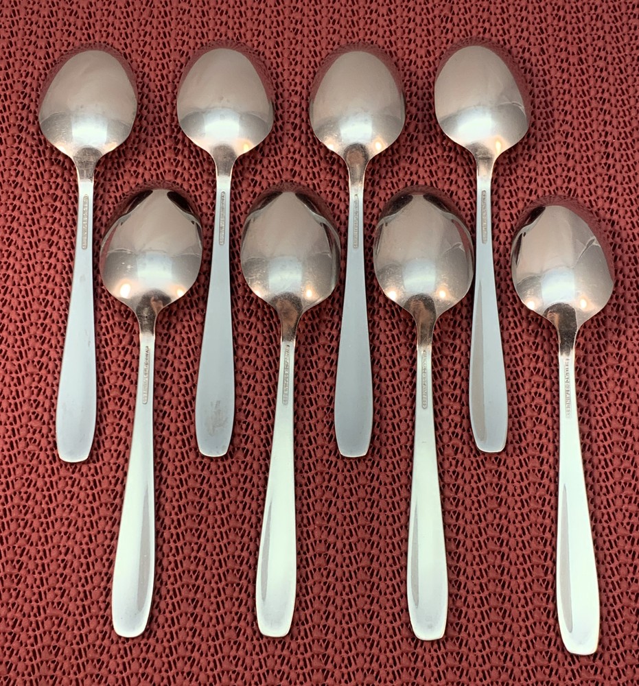 8 Teaspoons STARGLOW Wallace Stainless 5 7/8”