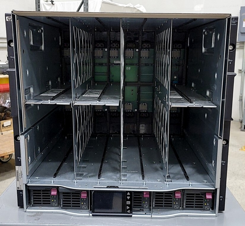 HP AD361C BladeSystem C7000 Blade Server Enclosure SEE NOTES