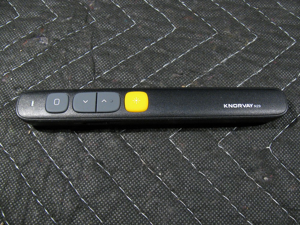 Knorvay N29 Wireless Presenter With Laser Pointer