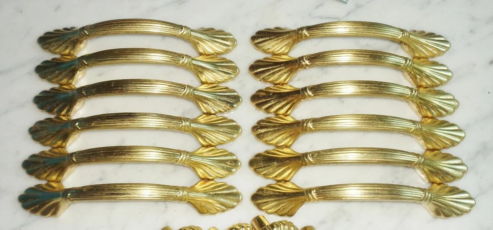 Amerock Shell Fan Tip Bright Brass 12 #1333 Pulls & 18 #1337 Knobs Cabinet Pulls