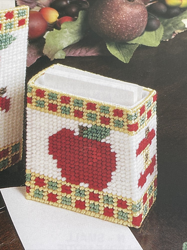 Apple Desk Set 7 Designs Annie's Plastic Canvas Pattern