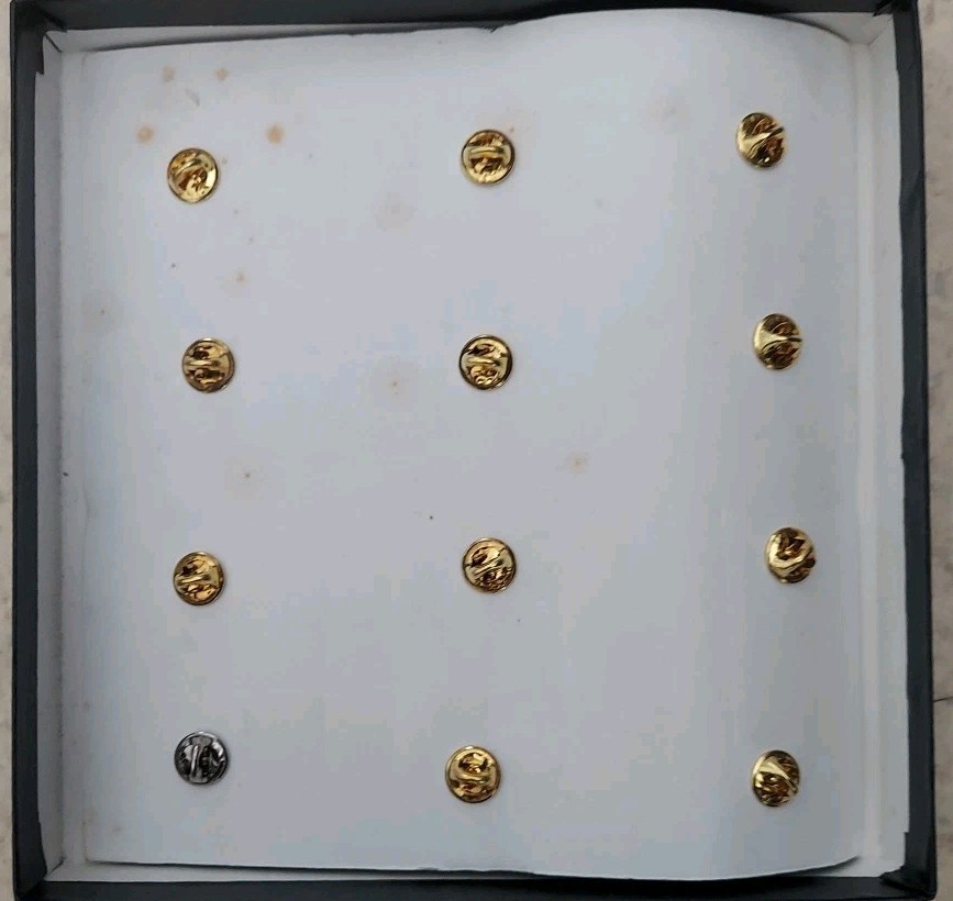 Atlas Editions 12 WARPLANE PINS