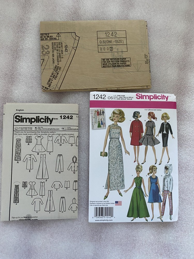 Simplicity Pattern for 11 1/2 inch Doll 7 different outfits.