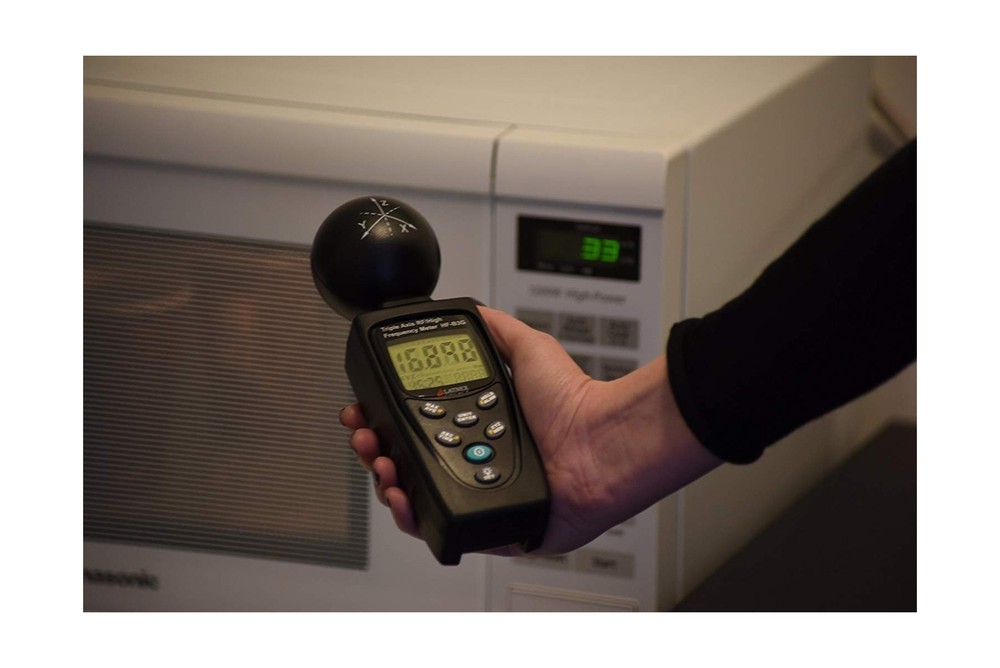 EMF Meter HF-B3G Triple Axis HF RF Analyzer and Detector Calibrated Measuring...