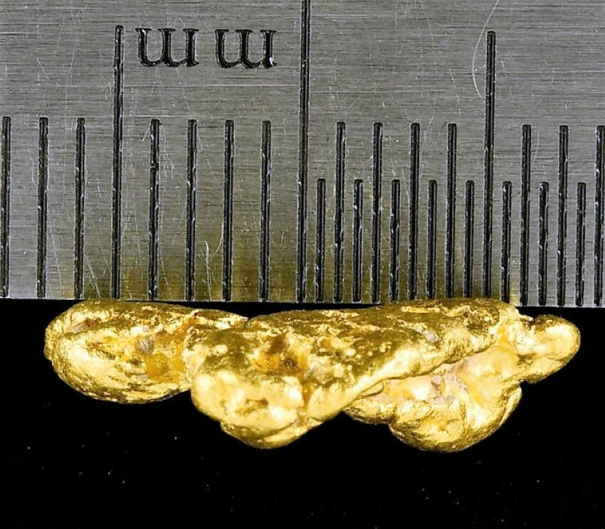 PURE GOLD NUGGET ALASKA YUKON BC NATURAL SMALL ROCK HAND PICKED RAW FINE 22k .5g