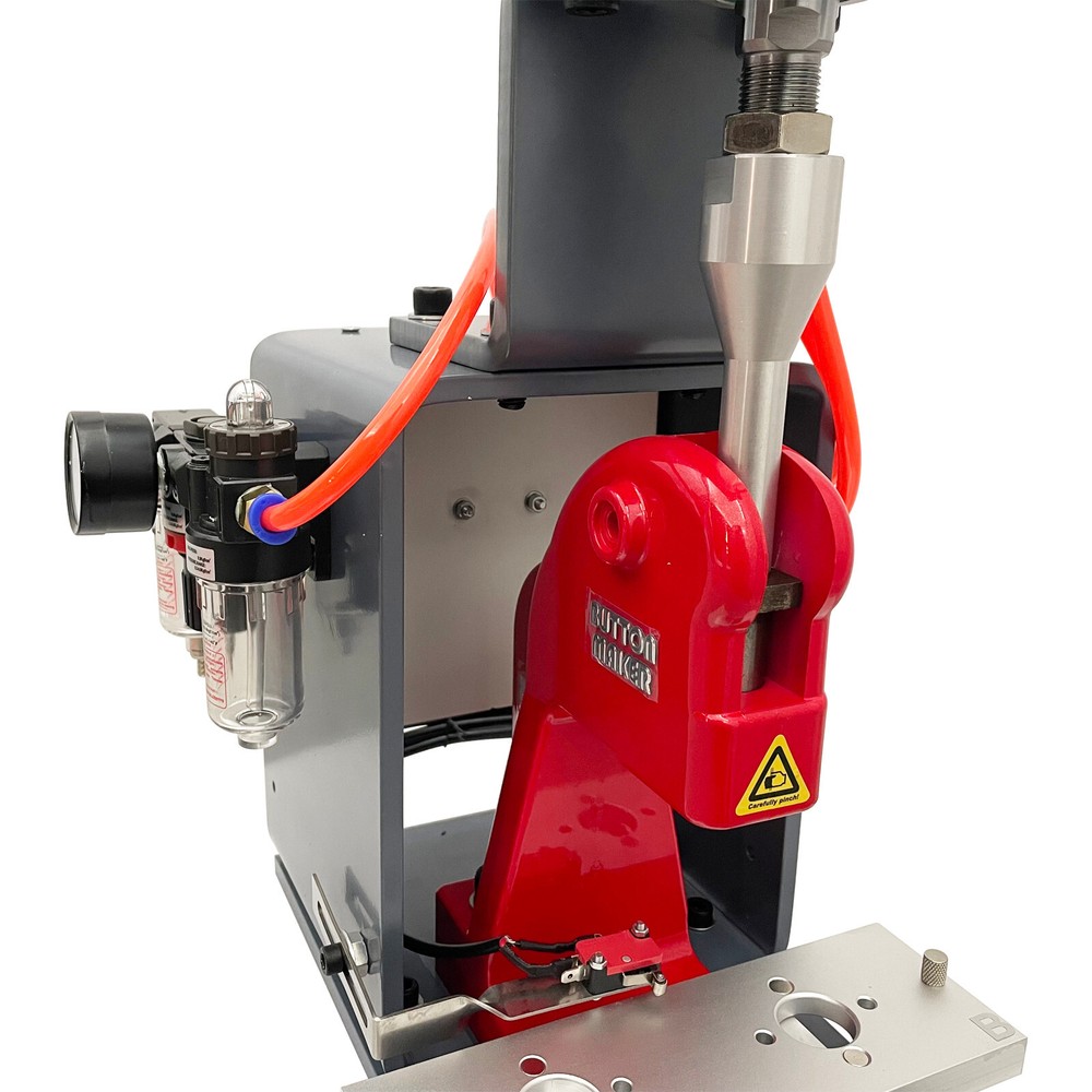 Pneumatic Badge Machine Circular Rectangular Heart-shaped Badge Making machine