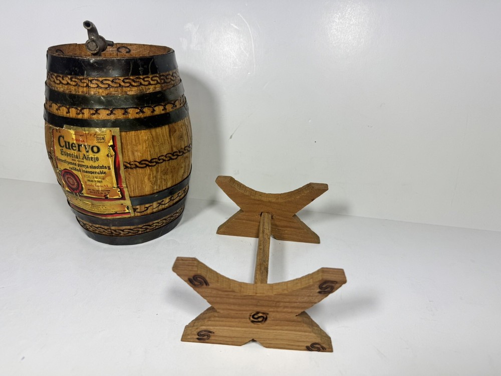 Cuervo Tequila Mini Display Barrel With Stand 7x5x7 (84)