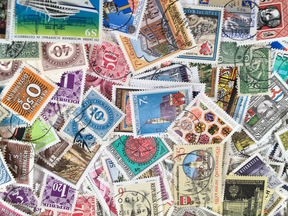 AUSTRIA - 200 STAMPS - ALL DIFFERENT - USED