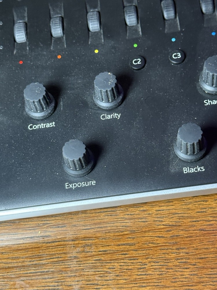 Loupedeck Plus + Photo editing controller The Photo/Video Editing Console Editor