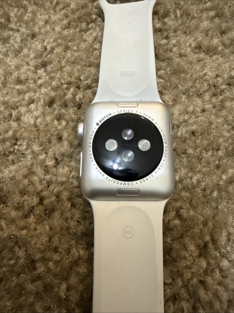 Apple Watch Series 3 Locked