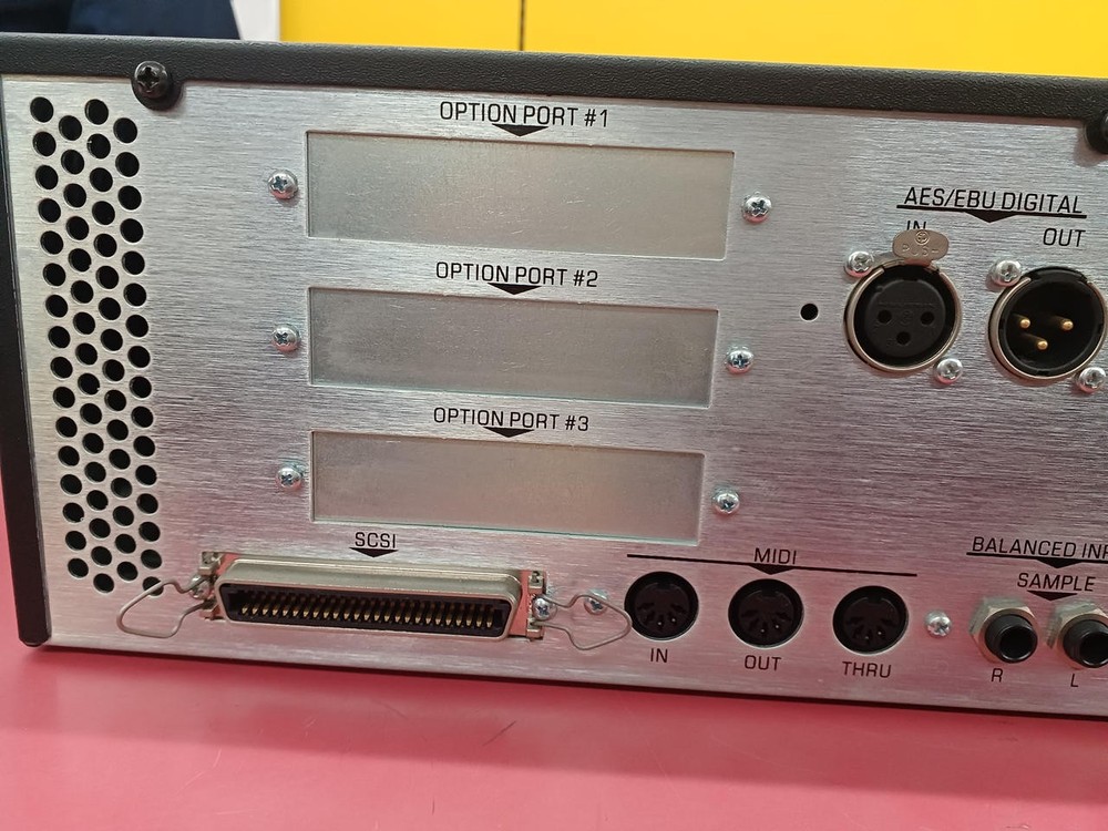 E-MU E-Synth Rack 6804 Sampler Synthesizer w/ Cable EOS 128MB Tested TMB01 12.0