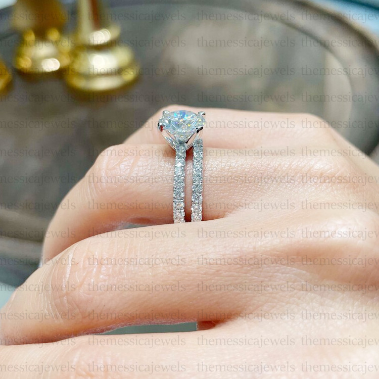 1.94 TCW Round Cut Moissanite Bridal Set Engagement Ring 14k White Gold Plated