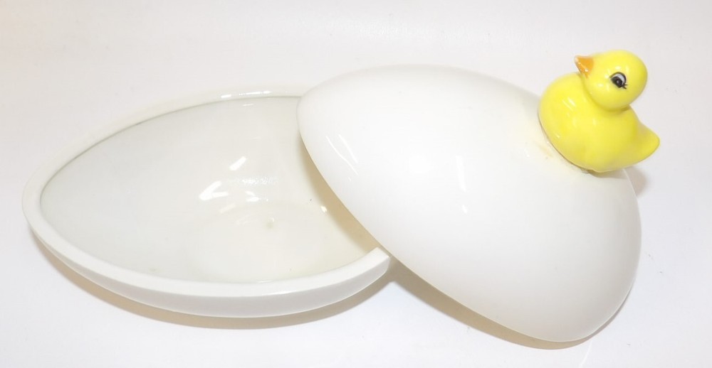 Yellow Easter Duckling on Lidded Egg Candy Container