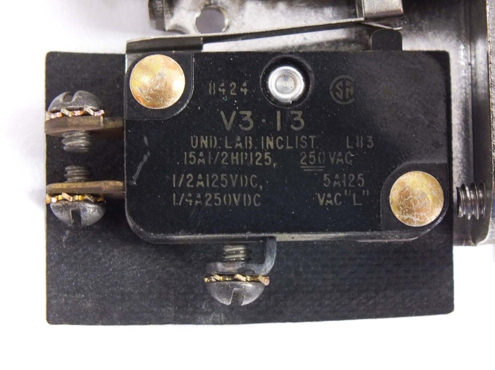 Honeywell V3-13 Micro Switch Assembly with Push Button & Indicator Light 4AC2