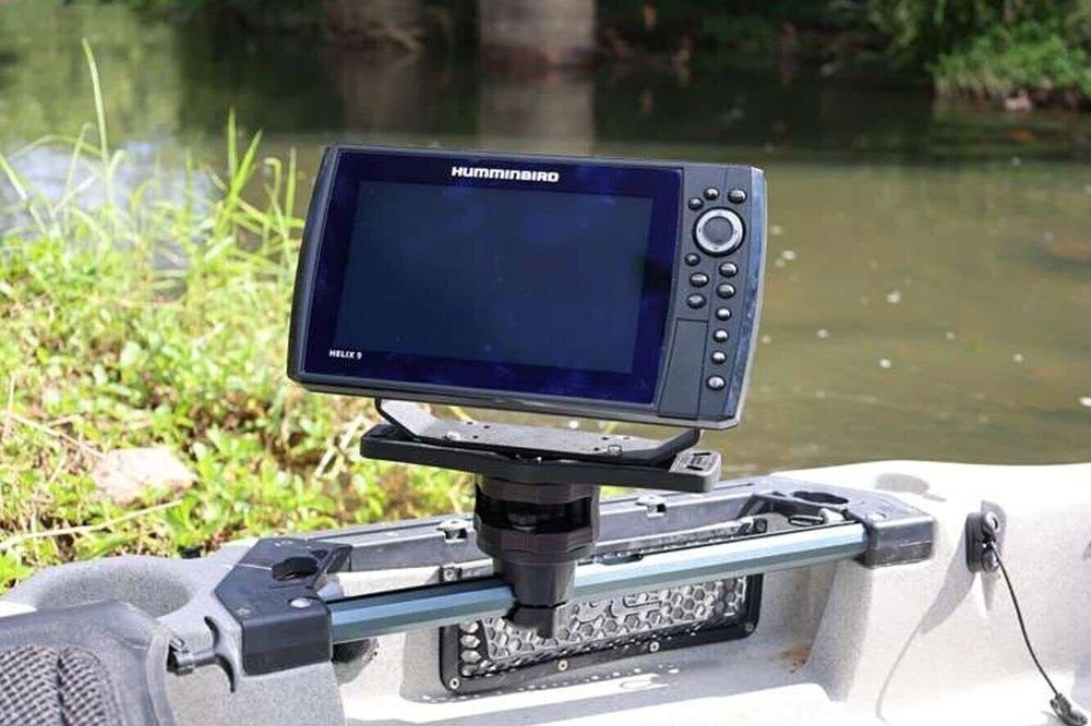 RAILBLAZA Rotating Platform Universal Fish Finder Mount