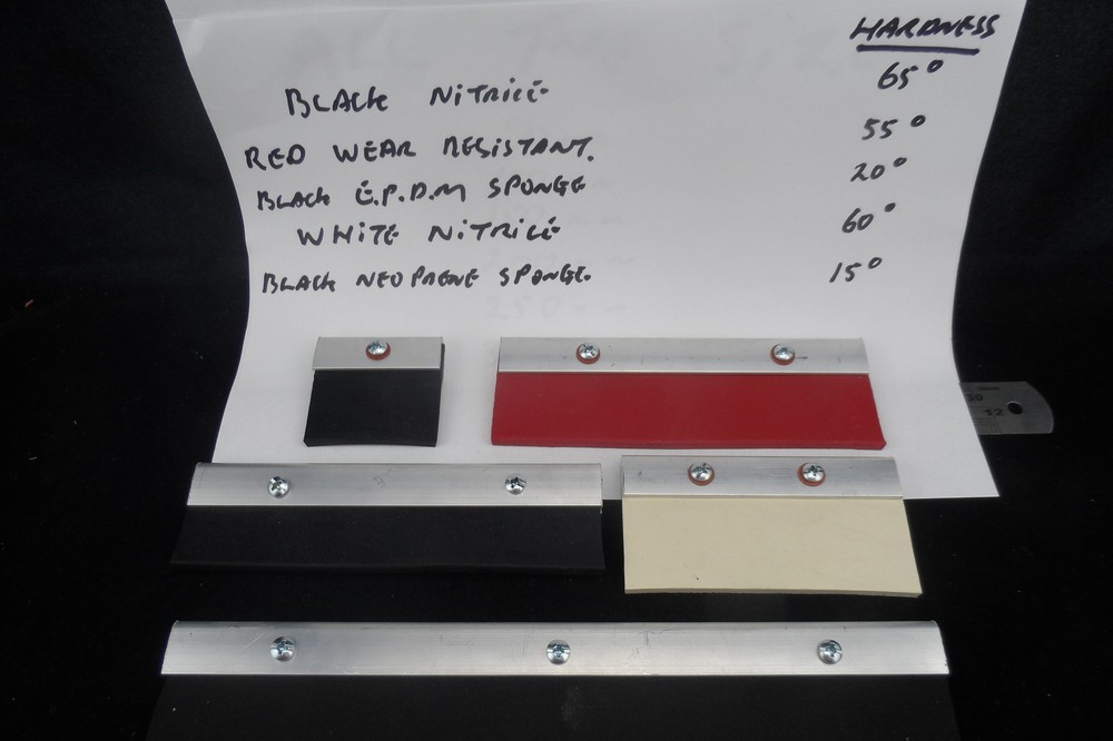 SQUEEGEE 300 MM BLACK LONG RUBBER SOLID NITRILE FREE POST