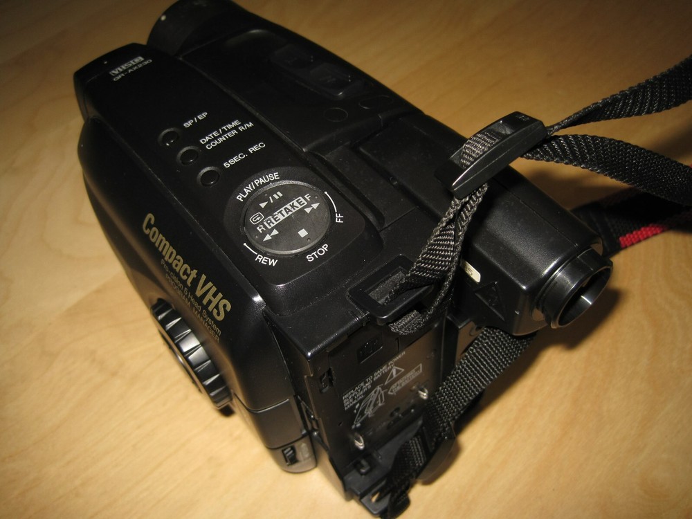 JVC GR-AX230U VHS C Camcorder