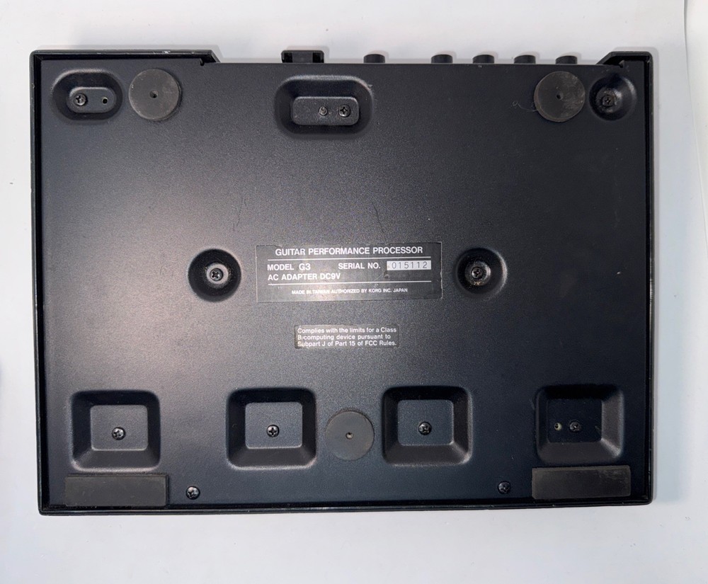 Korg G3 Guitar Multi Effect Pedal Guitar Performance Processor Untested W/Guitar