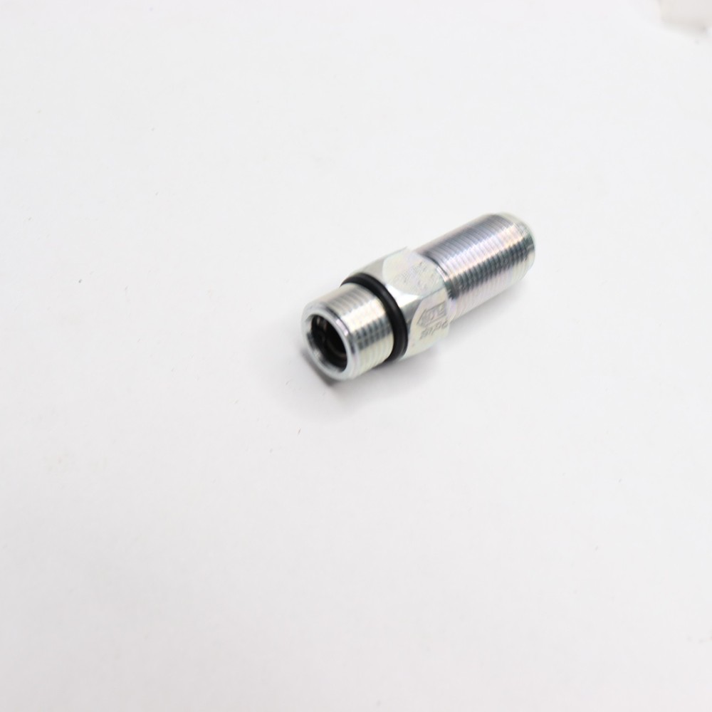 John Deere Adapter Fitting KK81072