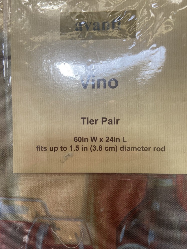 Avant Vino Tier Pair