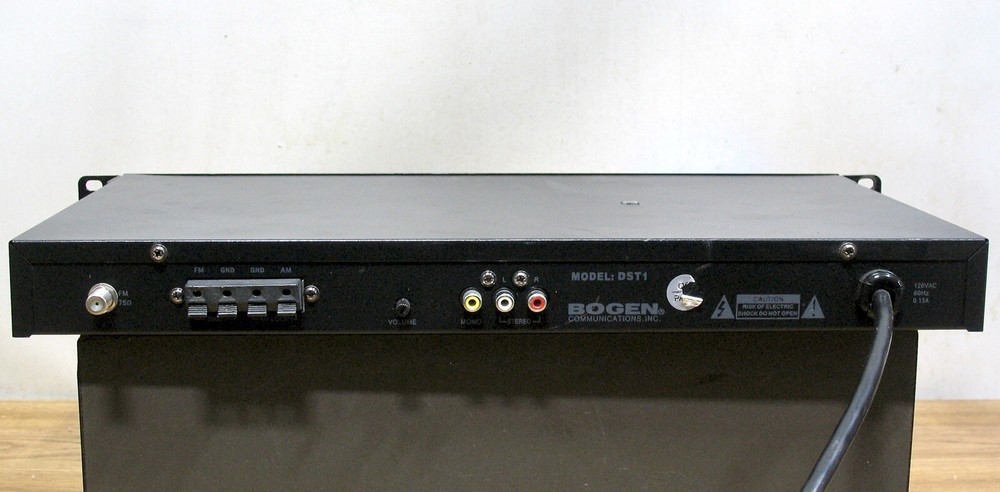 Bogen Digital AM/FM Stereo Tuner DST1