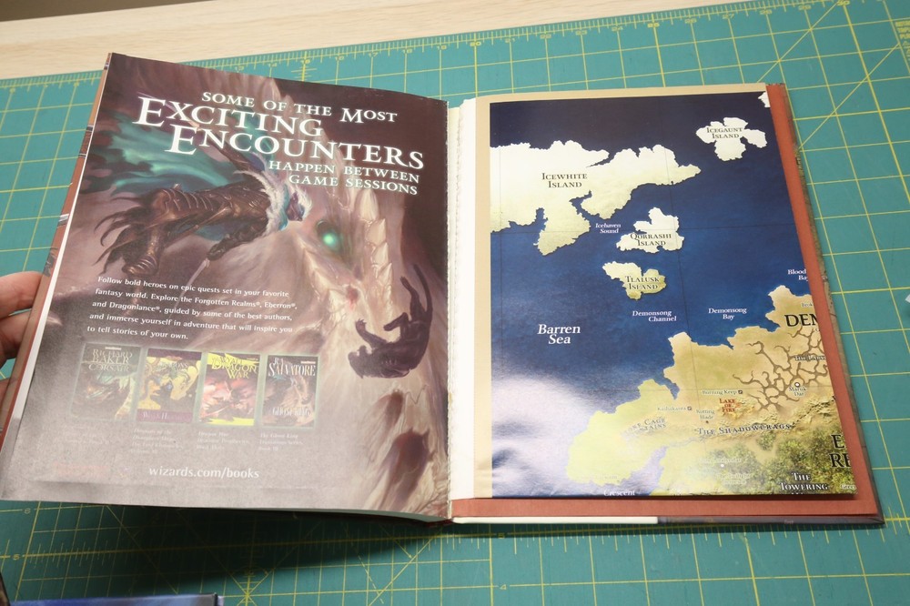 Dungeons & Dragons Eberron Campaign Guide Supplement Hardcover w/ Map 4th Ed 4e
