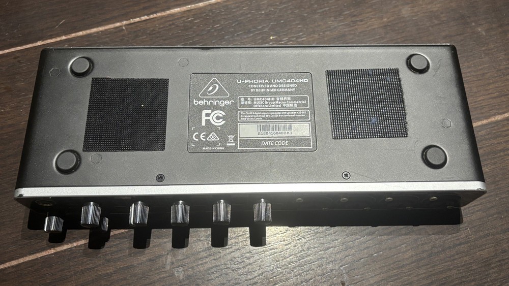 Behringer UMC404HD - For Parts