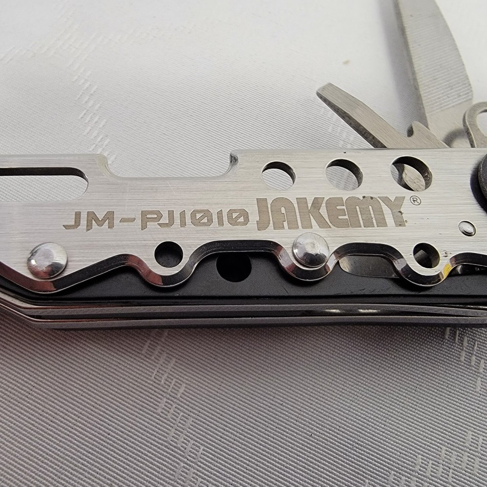 JAKEMY JM-PJ1010 Multi-Tool w/ case