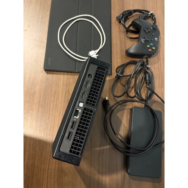 Alienware AND Portable Monitor AND XBOX CONTROLLER BUNDLE