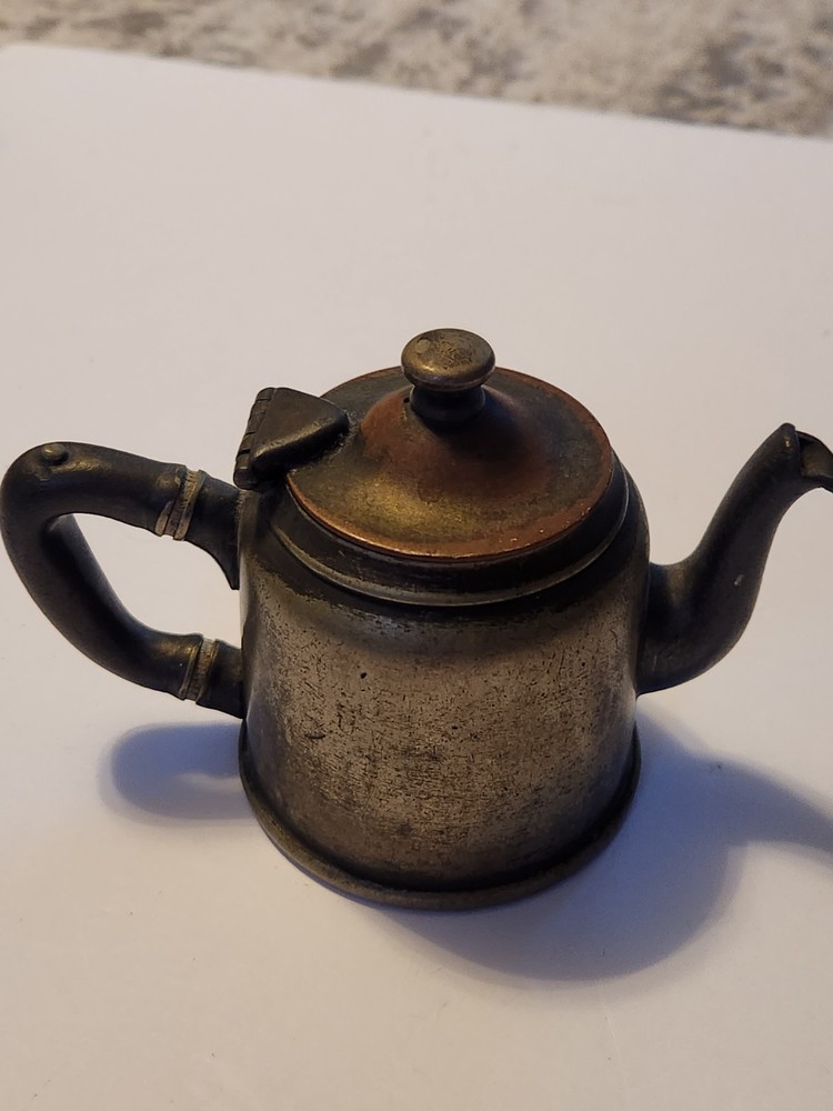 JAMES M. SHAW & CO. NICKEL SILVERPLATE TEAPOT