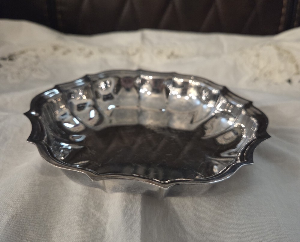 Chippendale International Silver Company Candy Trinket Dish 7”x6” Silver Plated