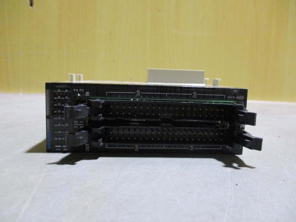 OMRON CJ1W-MD263 PLC Mixed I/O Module (2 Units) USED #2