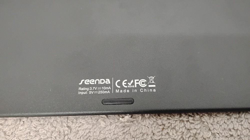 Seenda Rechargeable Wireless Keyboard No Charger. (00)
