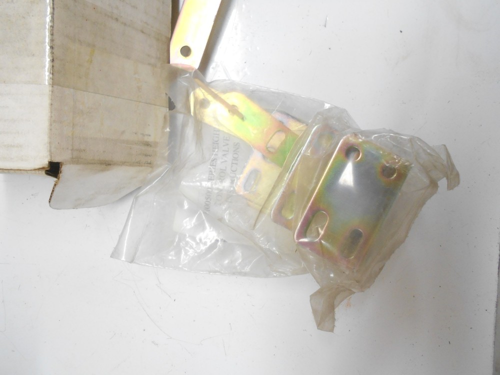 Triangle AS-1323 Delay Type Height Control Valve With Integral Dump Valve