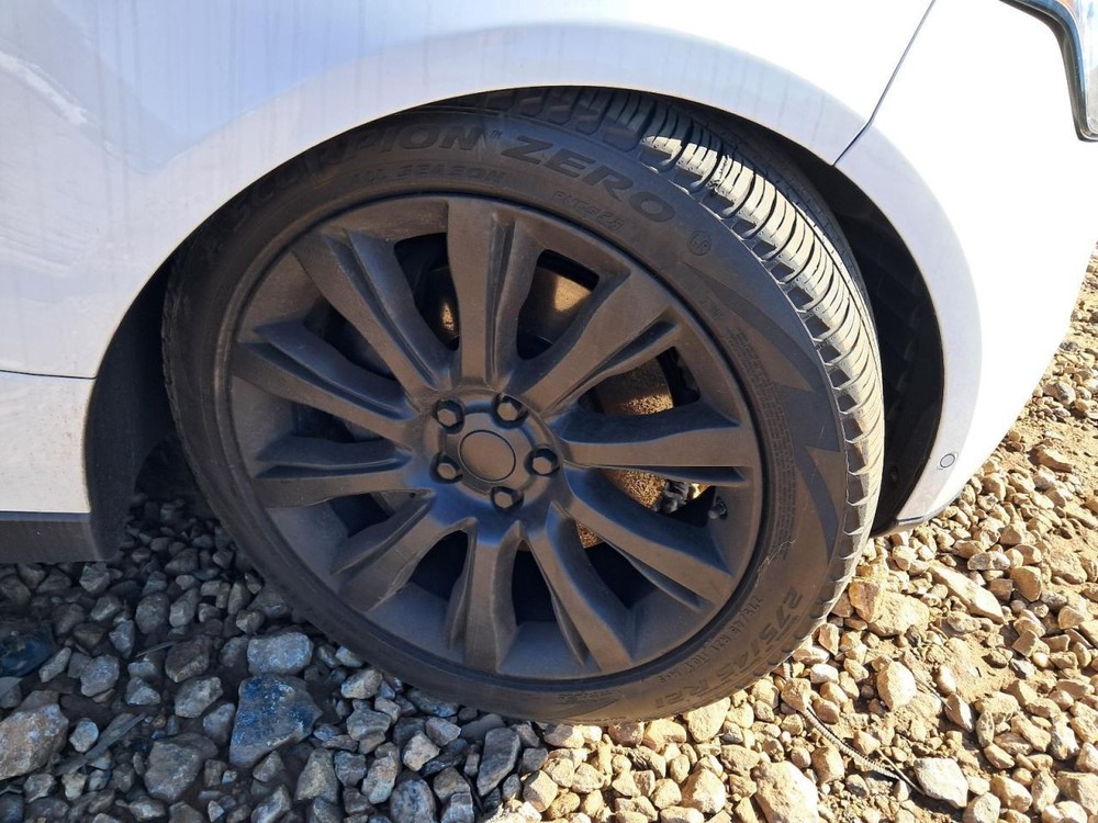 Fuse Box Engine Fits 13-18 RANGE ROVER 4852335