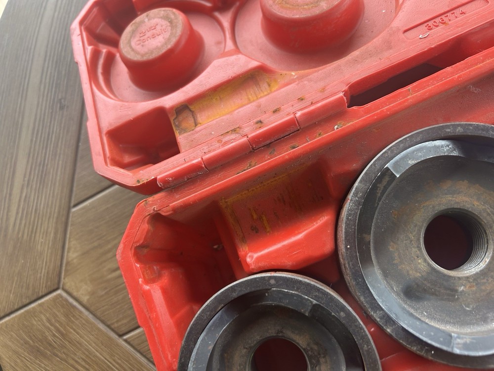 Milwaukee 49-16-2695 Knockout Set