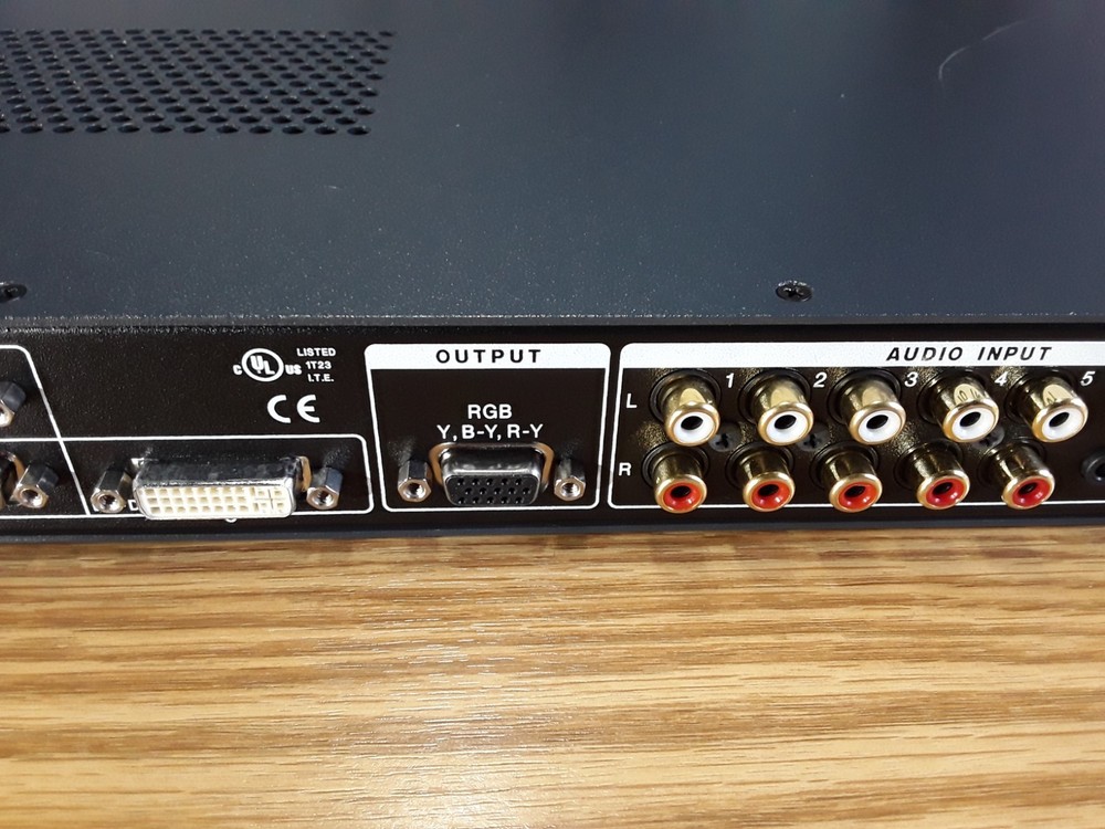 Extron Scaling Presentation Switcher Model: IN1508